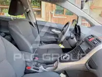 2012 Toyota AURIS
