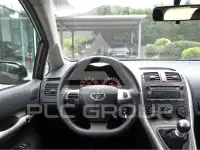 2012 Toyota AURIS