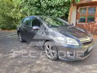 2012 Toyota AURIS