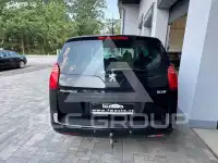 2012 Peugeot 5008