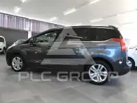 2012 Peugeot 5008