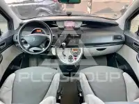 2012 Peugeot 807