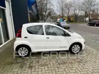 2012 Peugeot 107