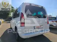 2012 Peugeot Partner