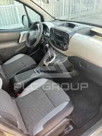 2012 Peugeot Partner