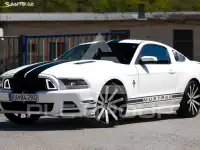 2012 Ford MUSTANG