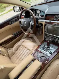 2012 Volkswagen PHAETON