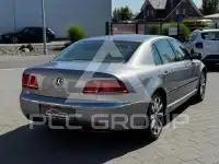 2012 Volkswagen PHAETON