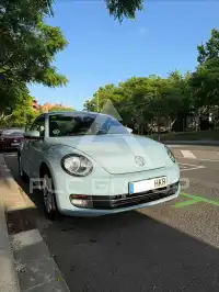 2012 Volkswagen BEETLE