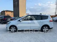 2012 Renault Scenic