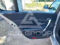 2012 Renault Latitude