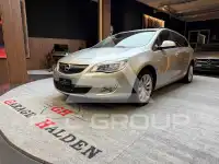 2012 Opel Astra