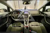2012 Opel Astra