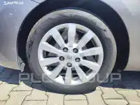 2013 Toyota AURIS