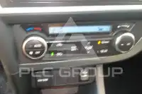 2013 Toyota AURIS