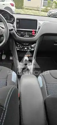 2013 Peugeot 208