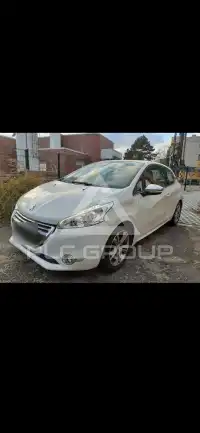 2013 Peugeot 208
