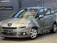 2013 Peugeot 5008