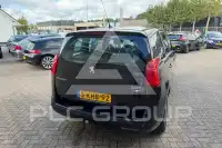 2013 Peugeot 5008