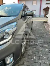 2013 KIA Carens