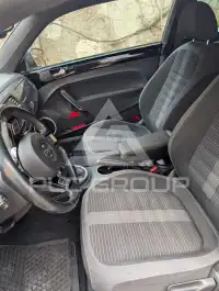 2013 Volkswagen BEETLE