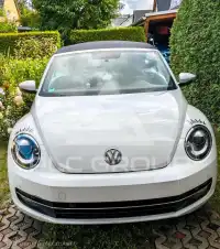 2013 Volkswagen BEETLE