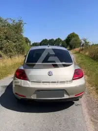 2013 Volkswagen BEETLE