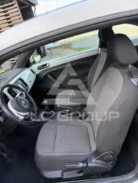 2013 Volkswagen BEETLE