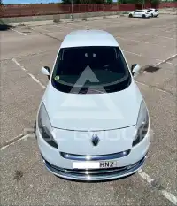 2013 Renault Scenic