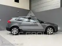 2014 Volvo V40