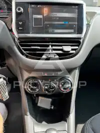 2014 Peugeot 208