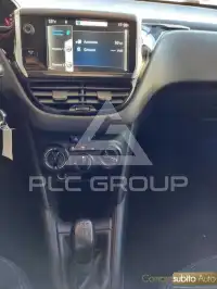 2014 Peugeot 208