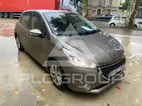 2014 Peugeot 208
