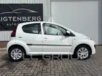 2014 Peugeot 107