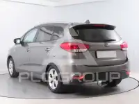 2014 KIA Carens
