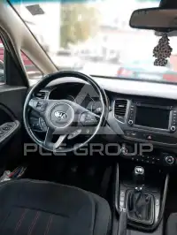 2014 KIA Carens