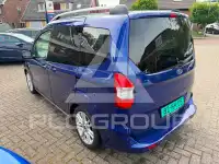 2014 Ford Tourneo