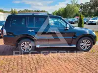 2015 Mitsubishi PAJARO