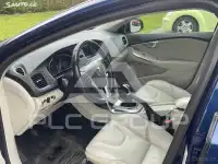 2015 Volvo V40
