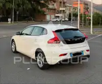 2015 Volvo V40
