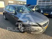 2015 Volvo V40