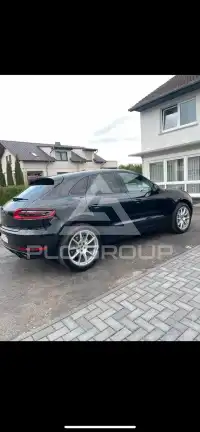 2015 Porsche MACAN