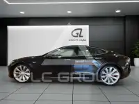 2015 Tesla Model S