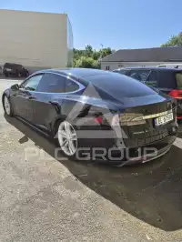 2015 Tesla Model S