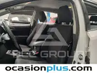 2015 Toyota AURIS