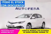 2015 Toyota AURIS
