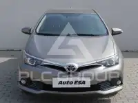 2015 Toyota AURIS
