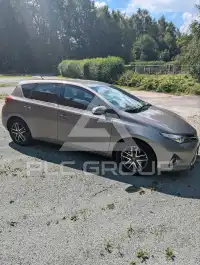 2015 Toyota AURIS
