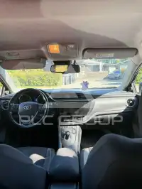 2015 Toyota AURIS