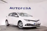 2015 Toyota AURIS